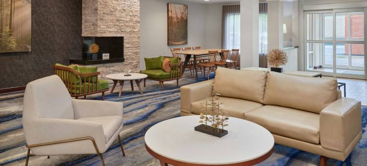 卡特斯维尔万枫酒店酒店(Fairfield Inn & Suites Cartersville)图片