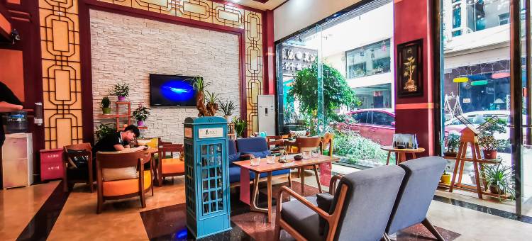 峨眉山凤缘酒店(峨眉山高铁站报国寺店)图片