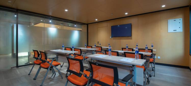 北京首钢工舍智选假日酒店图片