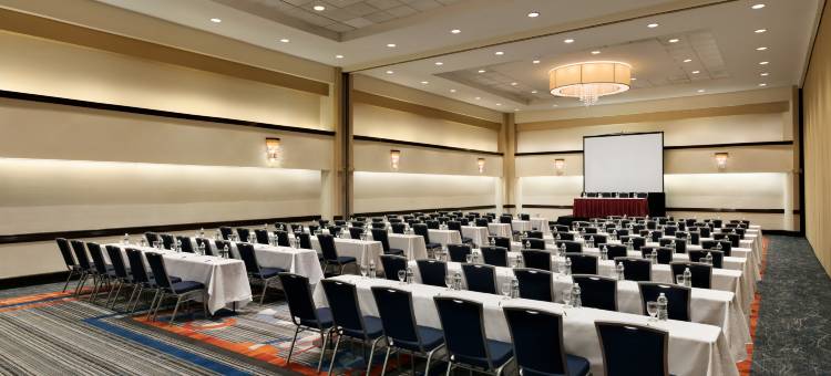 长岛/亨廷顿希尔顿酒店(Hilton Long Island/Huntington)图片