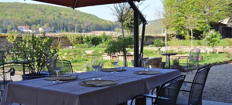 莱斯德舍夫尔酒店 热夫雷-香贝丹(Hôtel les Deux Chèvres Gevrey-Chambertin)图片