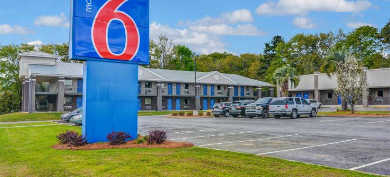 格鲁吉亚莫尔特里 6 号汽车旅馆(Motel 6 Moultrie, GA)图片