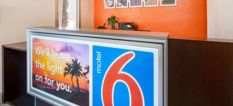 圣巴巴拉州6号汽车旅馆(Motel 6 Santa Barbara, CA - State Street)图片