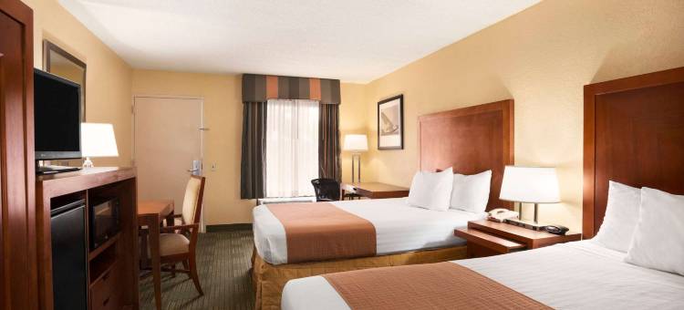 杰克逊维尔机场温德姆戴斯酒店(Days Inn by Wyndham Jacksonville Airport)图片