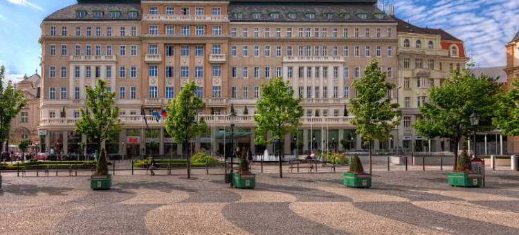 布拉迪斯拉发丽笙卡尔顿酒店(Radisson Blu Carlton Hotel Bratislava)图片
