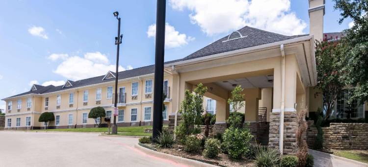 达拉斯沃斯堡机场南戴斯套房酒店(Days Inn & Suites by Wyndham Euless DFW Airport South)图片