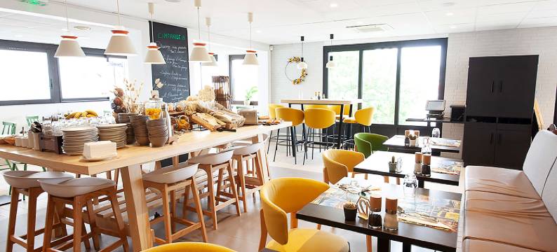 康铂克莱蒙费朗勒布雷泽特酒店(Campanile Clermont Ferrand - le BRÉZET)图片