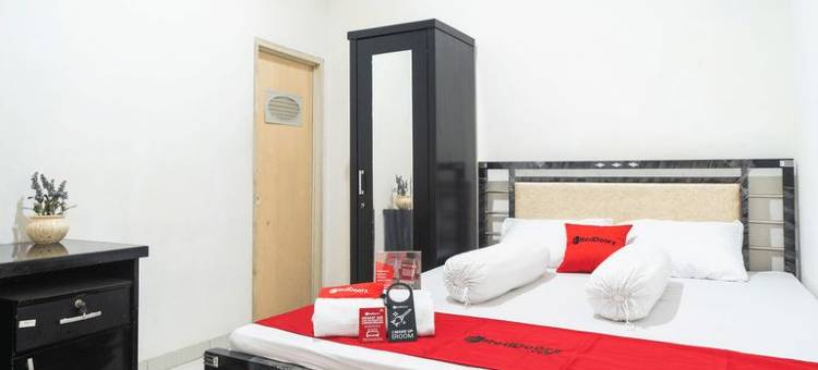 红多兹伊斯兰酒店-近近大银河公园(RedDoorz Syariah Near Grand Galaxy Park)图片