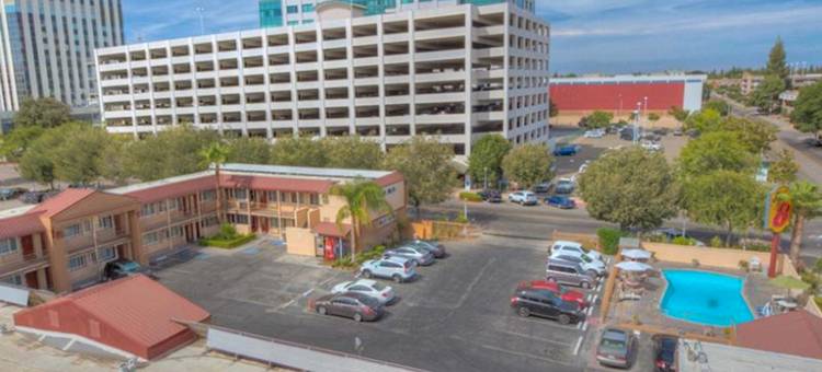 Travelodge by Wyndham Fresno Convention Center Area图片
