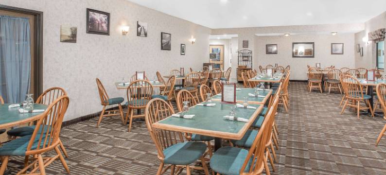 汉考克海滨华美达酒店(Ramada by Wyndham Hancock Waterfront)图片