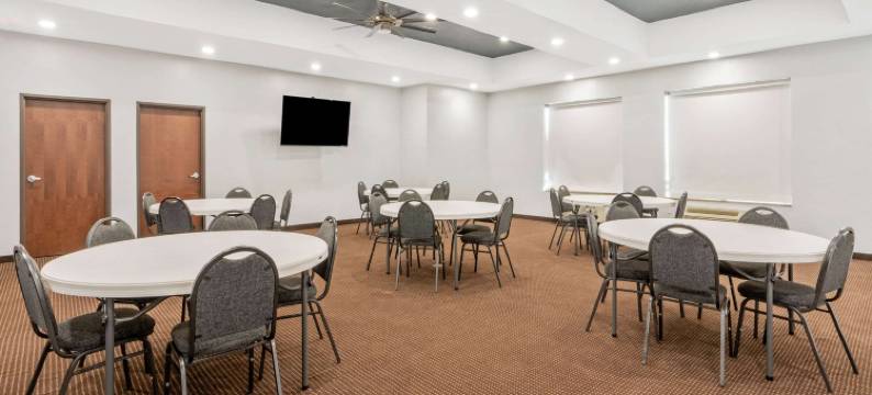 加斯里拉昆塔温德姆套房酒店(La Quinta Inn & Suites by Wyndham Guthrie)图片