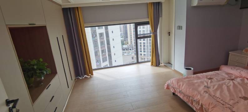 途家房东230504179438公寓(万隆路分店)图片