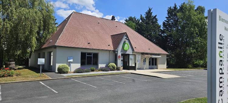 道维拉圣阿奴特康铂酒店(Campanile Deauville - Saint Arnoult)图片