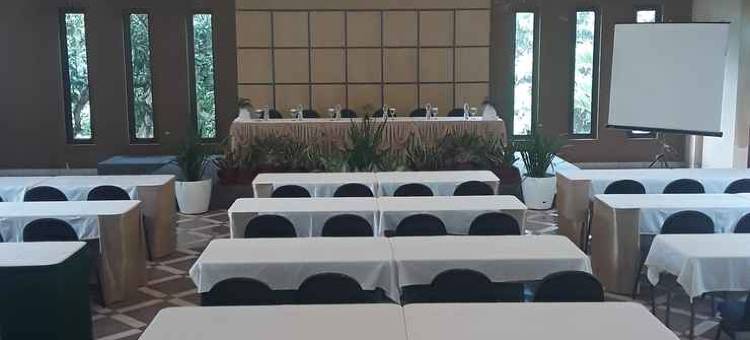 卡朗纱丽酒店(Karang Sari Hotel)图片