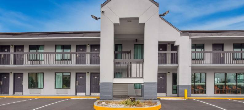 莫比尔机场大道的伊克诺旅馆(Econo Lodge Mobile Airport Blvd.)图片