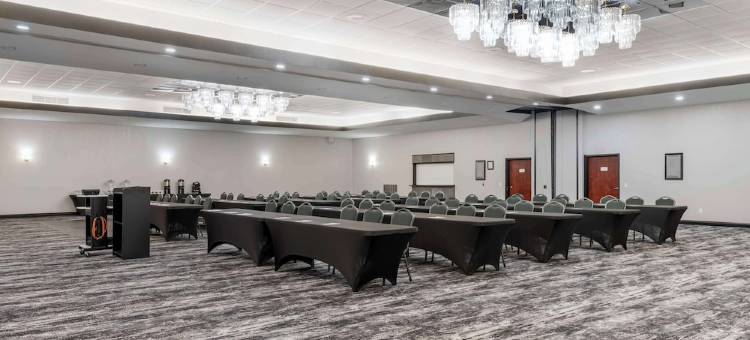 雷尔小屋贝斯特韦斯特优质套房酒店(Best Western Plus Eau Claire Conference Center)图片