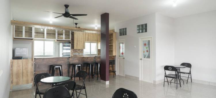 加丁塞尔蓬红色伙伴辉煌公寓(Brilliant Residence Gading Serpong RedPartner)图片