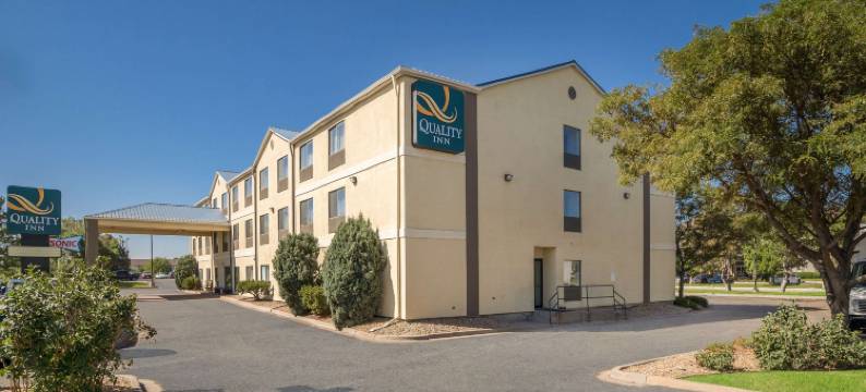 丹佛东北布赖顿品质酒店(Quality Inn Denver Northeast Brighton)图片