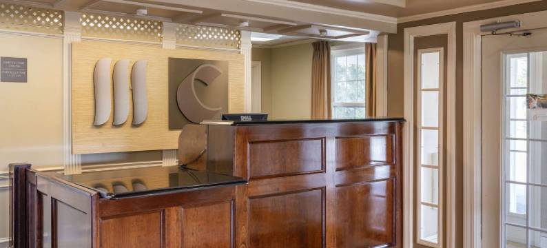 美茵斯坦套房酒店福克斯波罗-曼斯菲尔德(MainStay Suites Foxboro - Mansfield)图片