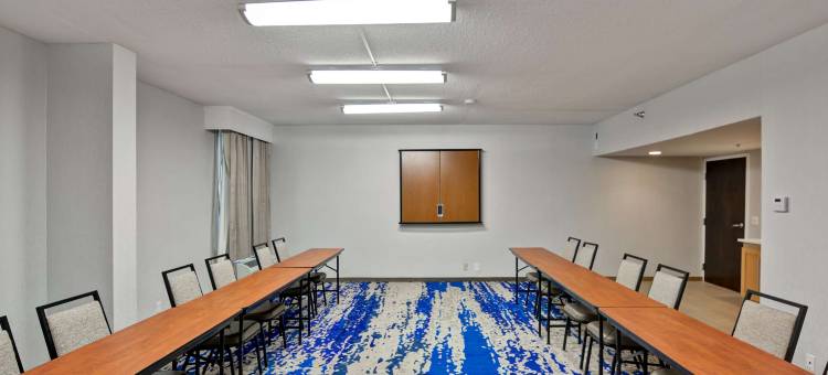 州立学院欢朋酒店(Hampton Inn State College)图片