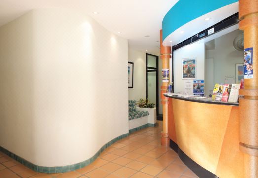 Aegean Mooloolaba Hotel Overview
