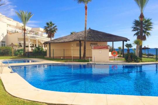 Beachfront Penthouse - El Mirador de Bermuda Beach