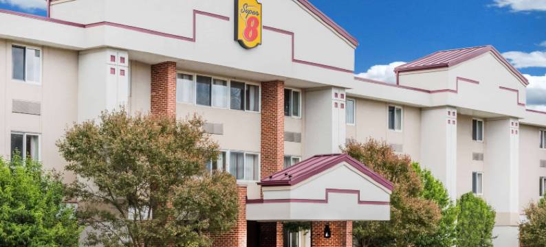 州立学院温德姆速8酒店(Super 8 by Wyndham State College)图片