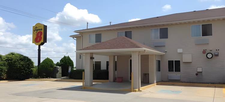 利斯萨米特速8酒店(Super 8 by Wyndham Lees Summit)图片