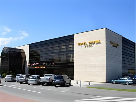 法尔图姆温泉酒店