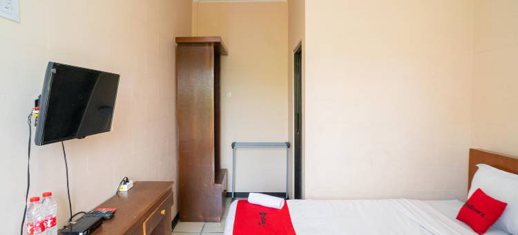 RedDoorz Plus Syariah at Lotus Hotel Bojonegoro图片