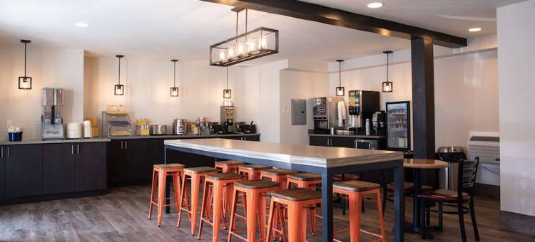 蒙特利市区戴斯酒店(Days Inn by Wyndham Monterey Downtown)图片