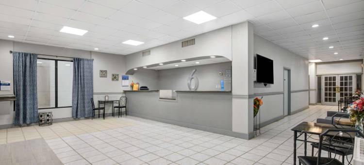 Motel 6 奇克谢，Ok(奥克拉荷马州的6号汽车旅馆)(Motel 6 Chickasha, OK)图片