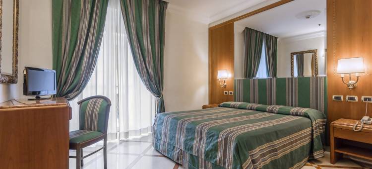 雷吉奥瑞丽酒店(Raeli Hotel Regio)图片