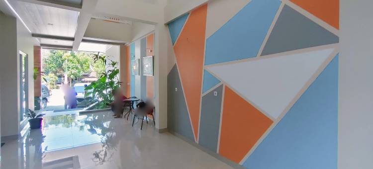 RedDoorz at Araya House Ngawi图片