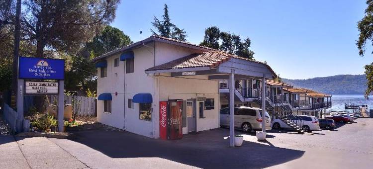 克利尔莱克酒乡美洲最佳价值套房酒店(Americas Best Value Inn & Suites Clearlake Wine Country)图片