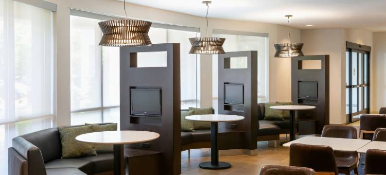 麦迪逊西/米德尔顿万怡酒店(Courtyard Madison West/Middleton)图片