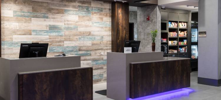 休斯顿高地I-10万豪万怡酒店(Courtyard by Marriott Houston Heights/I-10)图片