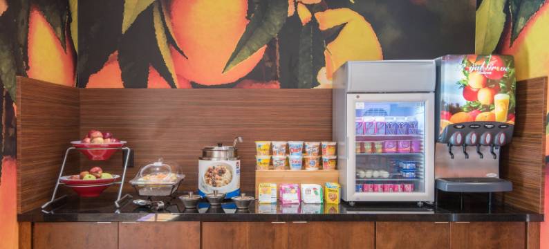 万枫酒店及套房韦恩堡西南(Fairfield Inn & Suites Fort Wayne Southwest)图片