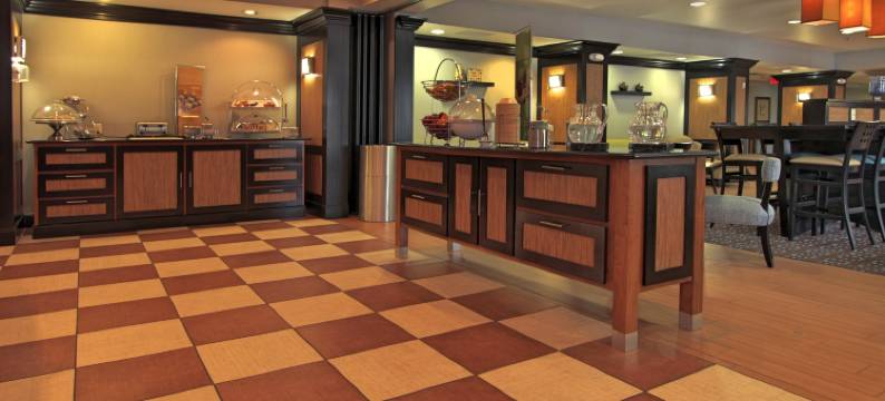 希尔顿欢朋酒店-迪凡斯(Hampton Inn Defiance)图片