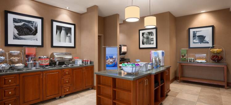 杰尼瓦欢朋酒店(Hampton Inn Geneva)图片