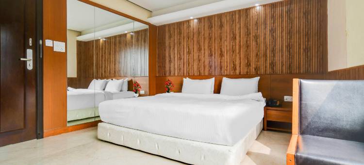 印多尔查潘市场的舒适豪华房(Palette by CheckIn Chappan Market Indore Formerly Sapphire Star)图片