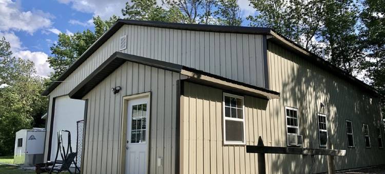 Lake of the Woods Cabin & Shed with Marina Slip and Golf Cart图片