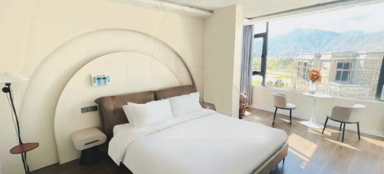 陌野轩民宿(文成公主剧场店)图片