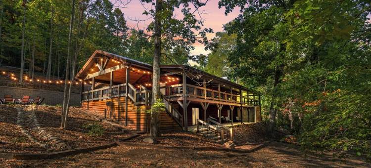Trails End Lodge - 5 Br Cabin in Morganton with Games, WiFi, Hot Tub图片