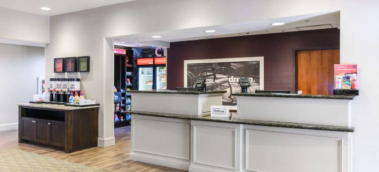 哈特福德曼彻斯特欢朋酒店(Hampton Inn & Suites Hartford-Manchester)图片