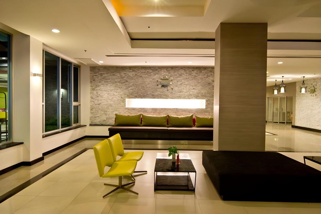 Sunshine Vista Hotel Over view