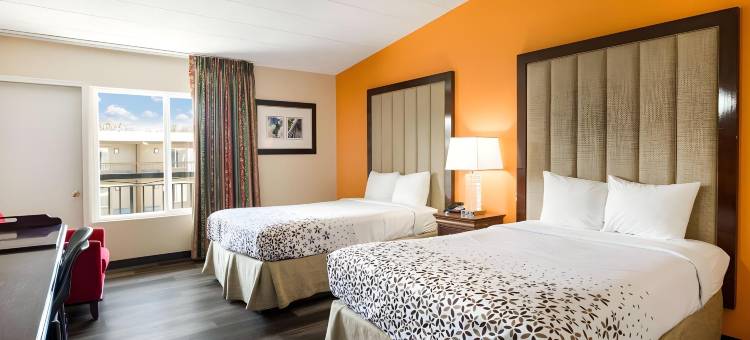 费尔蒙特因恩苏伊特斯-斯特劳兹堡-波科诺斯(Fairmount Inn & Suites - Stroudsburg, Poconos)图片