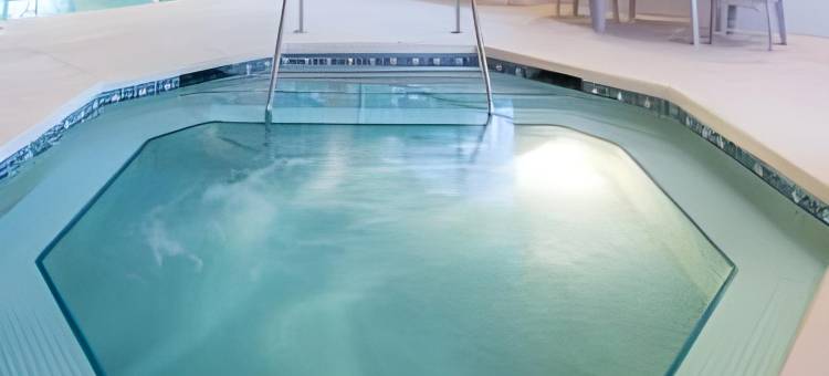 达文波特呗盟套房酒店(Baymont by Wyndham Davenport)图片