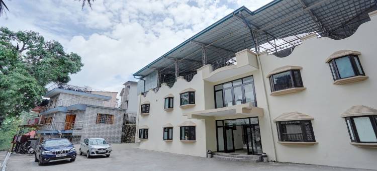 特雷布潮流慕苏里俱乐部酒店(Treebo Trend Mussoorie Club)图片