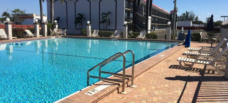 迈尔斯堡戴斯酒店(Days Inn by Wyndham Fort Myers)图片